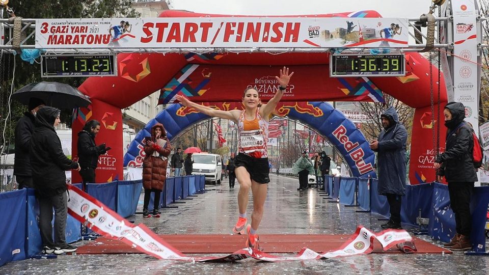 Gaziantep’te “Gazi Yarı Maratonu” tamamlandı