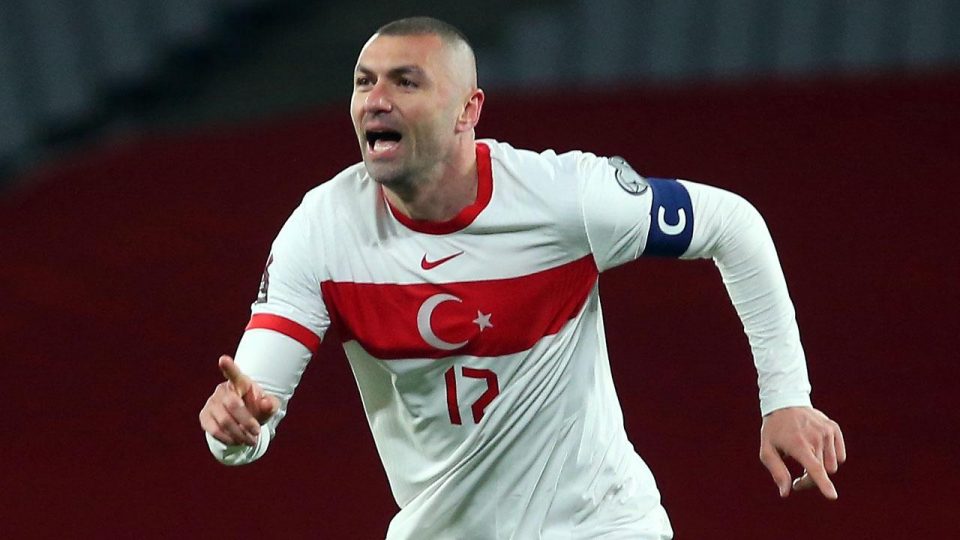 Burak Yılmaz milli takım kariyerini noktaladı